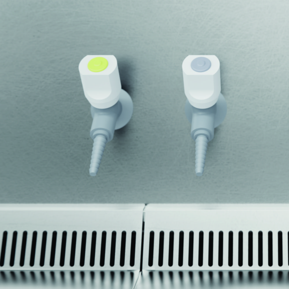 Připojení médií pro digestoře chemických laboratoří ChemFAST Elite a pracovní stoly